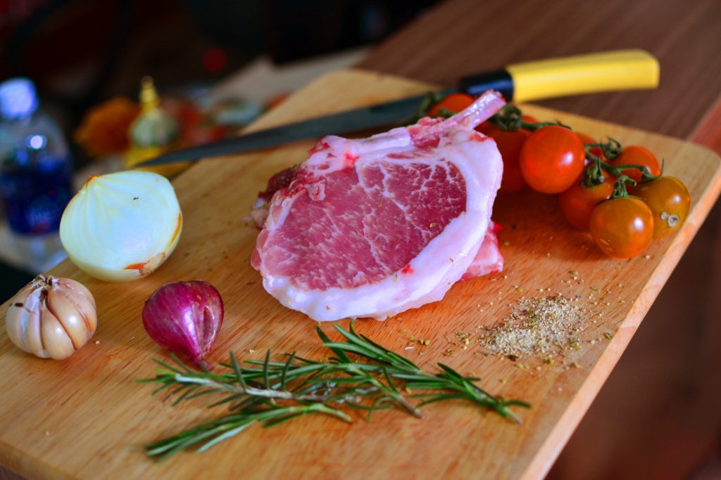 Thịt heo nhập khẩu Iberico phần thịt cốt lếch